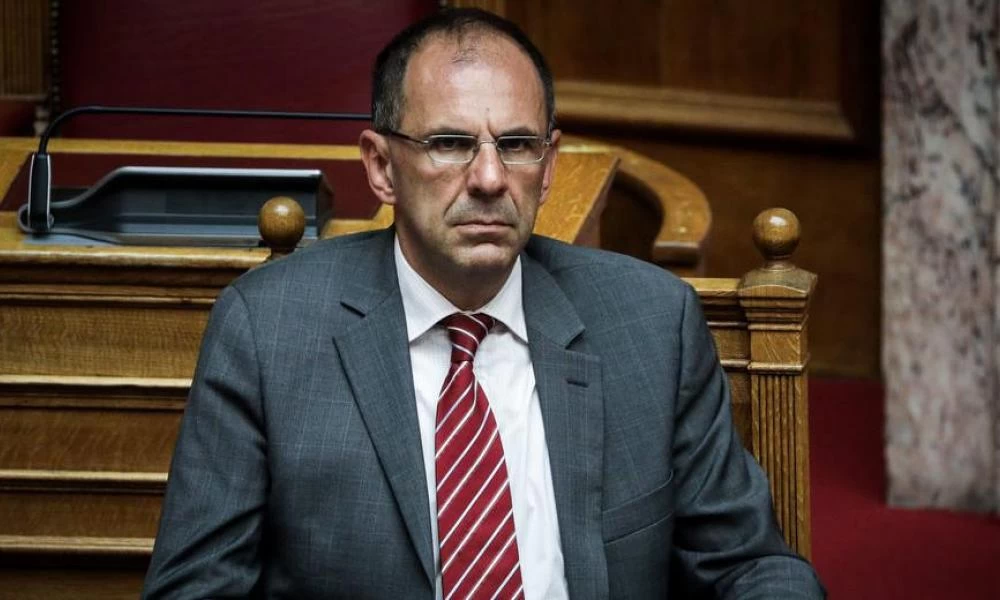 Γεραπετρίτης: «Οι μάσκες ουδέποτε βγήκαν από τη ζωή μας και ούτε πρόκειται»